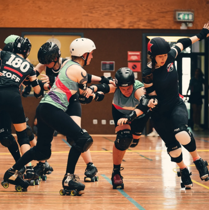 Skate, © Karsten Helmholz @derbyportraits Skate, © Karsten Helmholz @derbyportraits