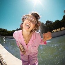 Ella Stern - "darf ich bitten" Tour! 2025, © links im Bild Ella Stern - "darf ich bitten" Tour! 2025, © links im Bild