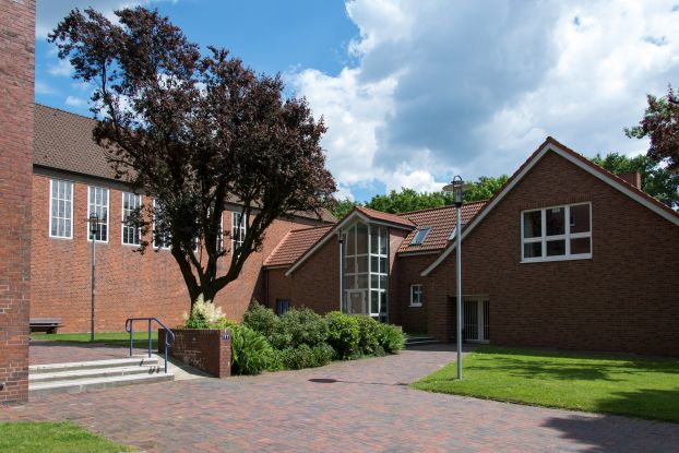 St. Stephan-Kirche Wandsbek-Gartenstadt, © Johannes Beschoner St. Stephan-Kirche Wandsbek-Gartenstadt, © Johannes Beschoner