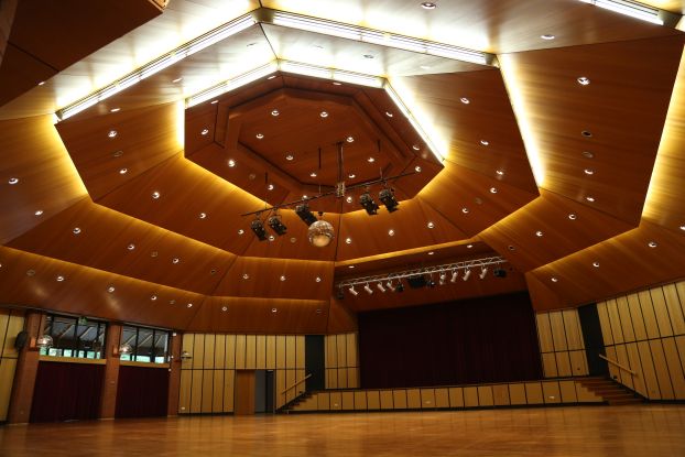 Der Saal bietet viel Platz für Konzerte., © Gemeinde Seevetal Der Saal bietet viel Platz für Konzerte., © Gemeinde Seevetal