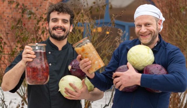 Fermentations-Kurs mit Jerónimo & Christian, © MelFlower Teamfoto Fermentations-Kurs mit Jerónimo & Christian, © MelFlower Teamfoto