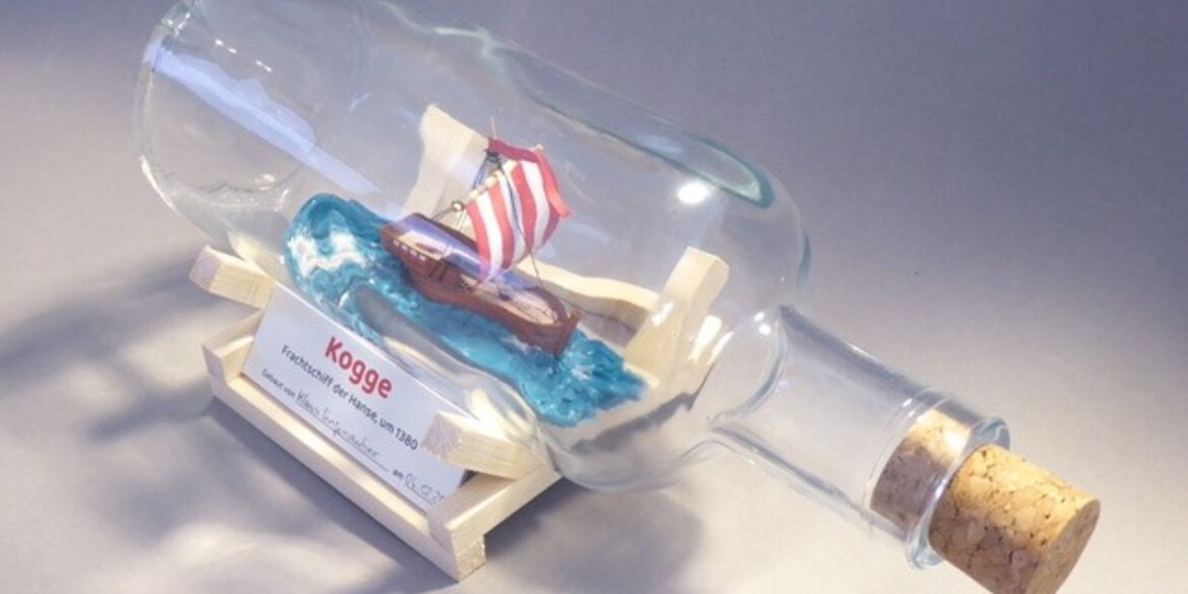 Ferienprogramm: Flaschenschiffbau, © Stiftung Historische Museen Hamburg Ferienprogramm: Flaschenschiffbau, © Stiftung Historische Museen Hamburg