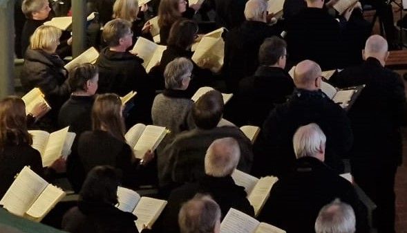 Bildausschnitt Regionalchor, © Staeck Bildausschnitt Regionalchor, © Staeck