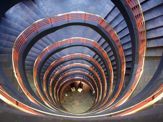 Treppen im Kontorhaus Sprinkenhof, © Matthias Krüttgen Treppen im Kontorhaus Sprinkenhof, © Matthias Krüttgen