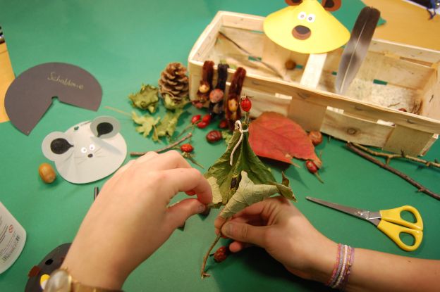 herbstbasteln-fuer-kinder-im-wildpark-schwarze-berge, © WSB herbstbasteln-fuer-kinder-im-wildpark-schwarze-berge, © WSB