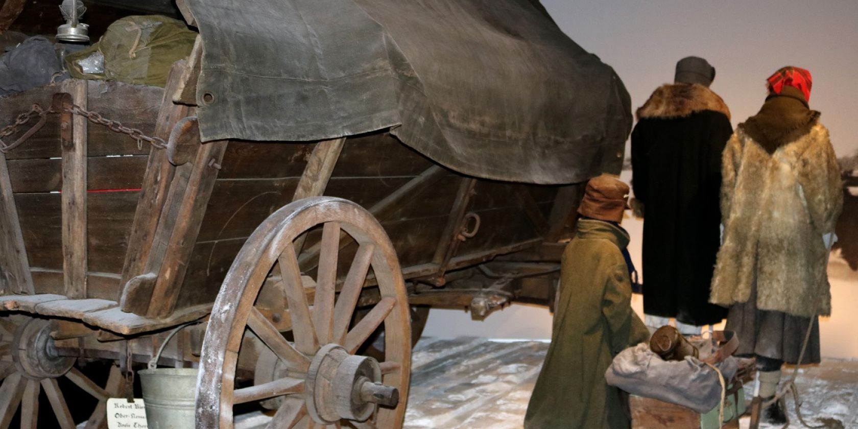 Fluchtinszenierung in der Dauerausstellung des Ostpreußischen Landesmuseums, © Ostpreußisches Landesmuseum Fluchtinszenierung in der Dauerausstellung des Ostpreußischen Landesmuseums, © Ostpreußisches Landesmuseum