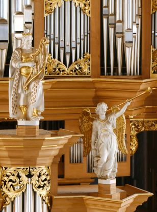 Nahaufnahme David und Engel, Arp-Schnitger-Orgel, © Michael Zapf Nahaufnahme David und Engel, Arp-Schnitger-Orgel, © Michael Zapf