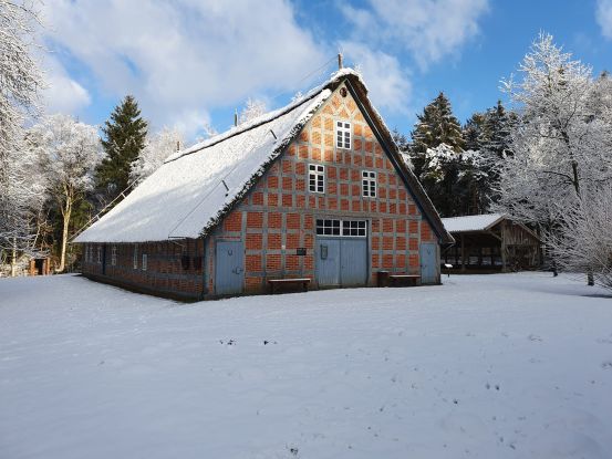 Vorweihnachtliche Beschaulichkeit auf dem Historischen Moorhof Augustendorf, © Christian Katt Vorweihnachtliche Beschaulichkeit auf dem Historischen Moorhof Augustendorf, © Christian Katt