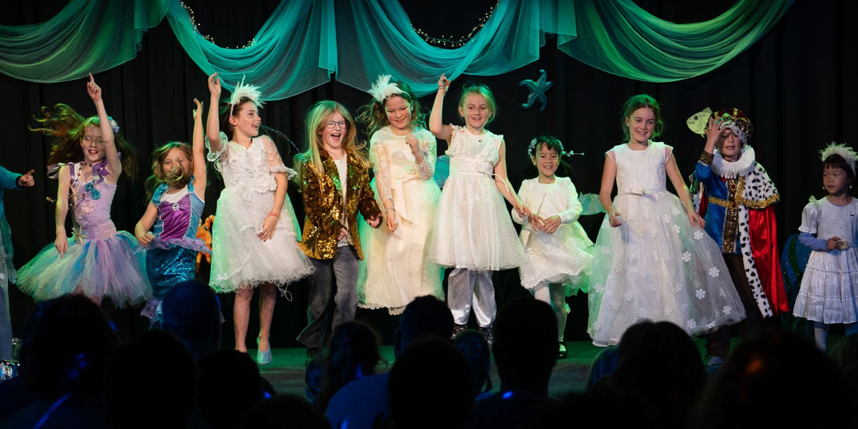 Galli Theater Kinderkurs-Slider, © Galli Theater Hamburg Galli Theater Kinderkurs-Slider, © Galli Theater Hamburg