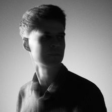 Alex Stoldt - Quasi Nichts, © links im Bild Alex Stoldt - Quasi Nichts, © links im Bild