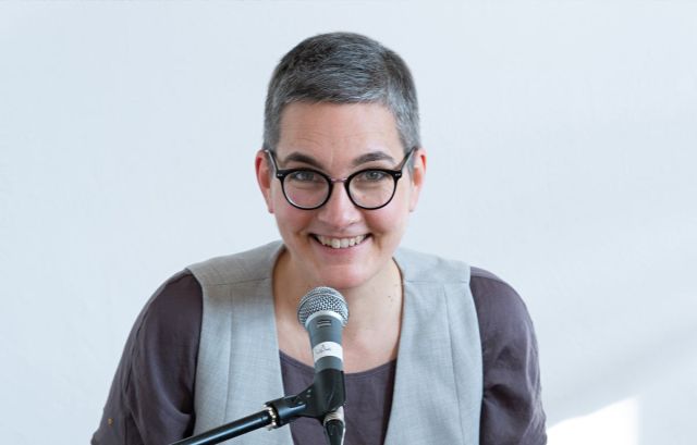 KapelleDREI: 17UHR17 - Lieblingslieder-Singen mit Mica Schrade, © Mica Schrader KapelleDREI: 17UHR17 - Lieblingslieder-Singen mit Mica Schrade, © Mica Schrader