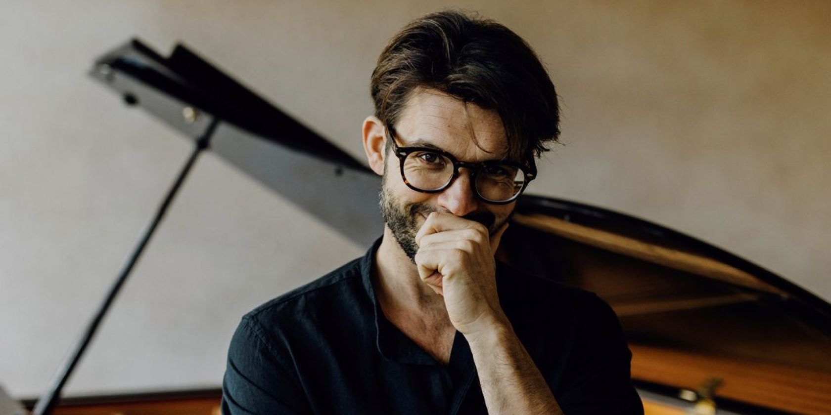 Storytelling Piano, © Dennis Alexander Volk Storytelling Piano, © Dennis Alexander Volk