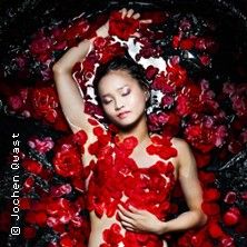 Und fiel in einen tiefen Schlaf, © links im Bild Und fiel in einen tiefen Schlaf, © links im Bild