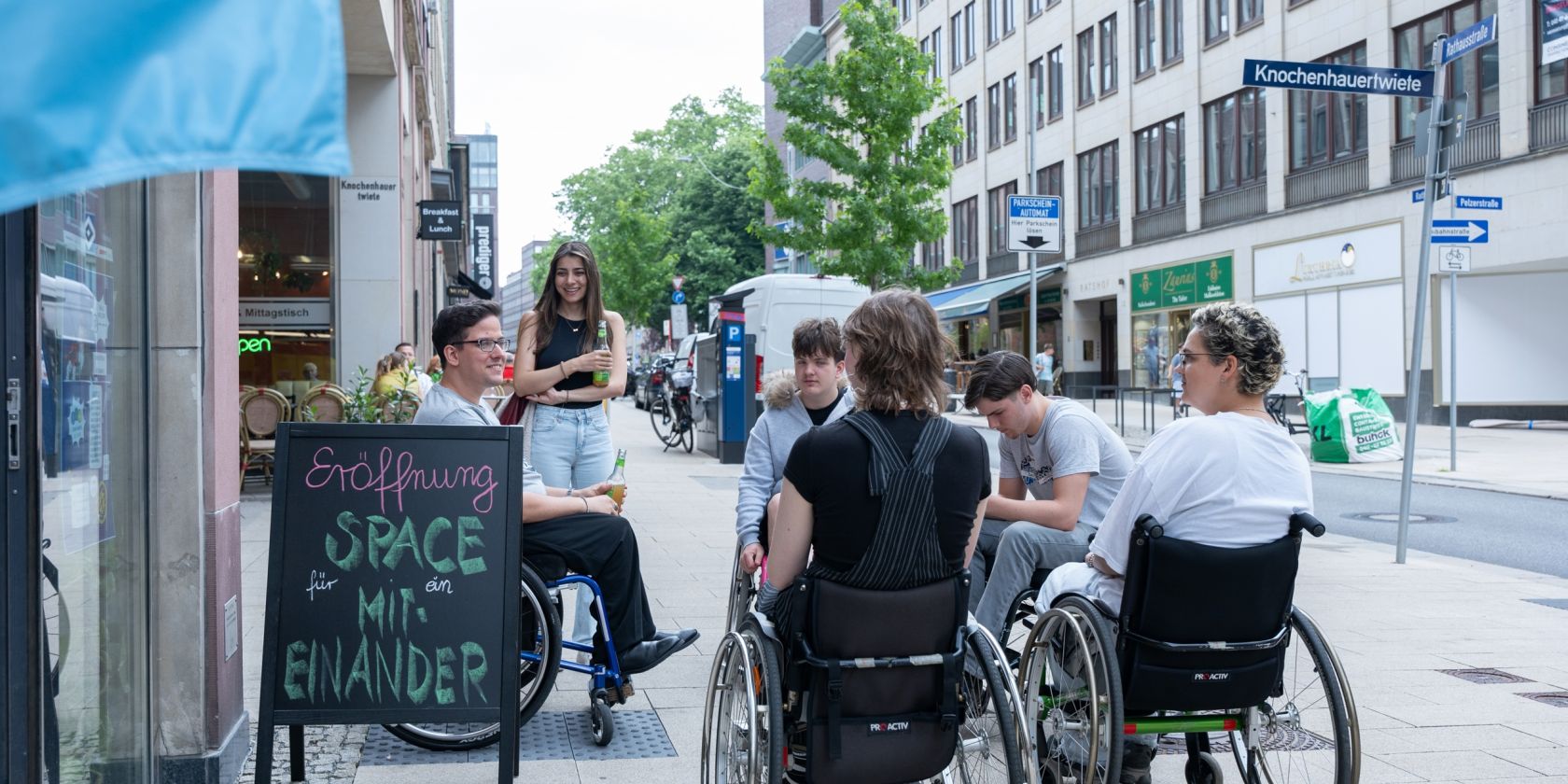 Miteinander, © Therese Walter Miteinander, © Therese Walter