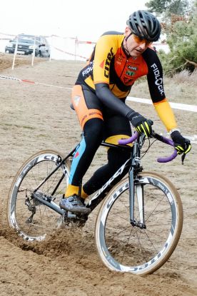 1. Weihnachts – Stadion - Cross Nienhagen, © SV Nienhagen - Radsport 1. Weihnachts – Stadion - Cross Nienhagen, © SV Nienhagen - Radsport