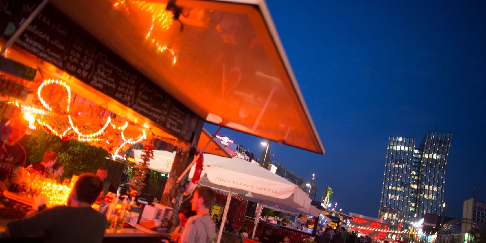 Der St. Pauli Nachtmarkt, © Marius Röer Der St. Pauli Nachtmarkt, © Marius Röer