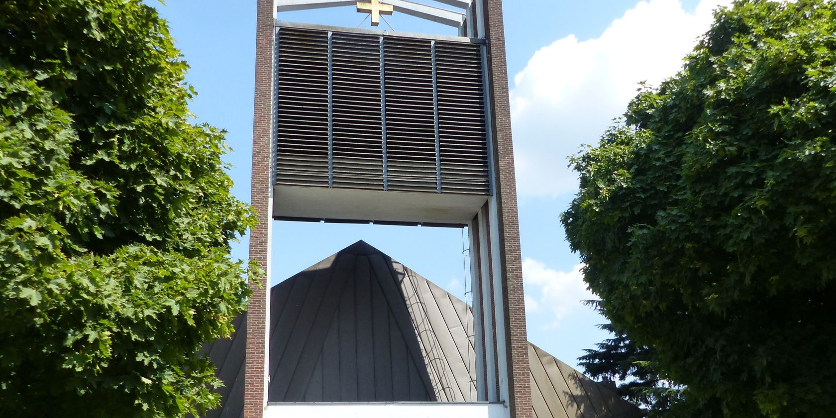 Ev.-Luth. Kirche Sasel, © Kirchengemeinde Sasel Ev.-Luth. Kirche Sasel, © Kirchengemeinde Sasel
