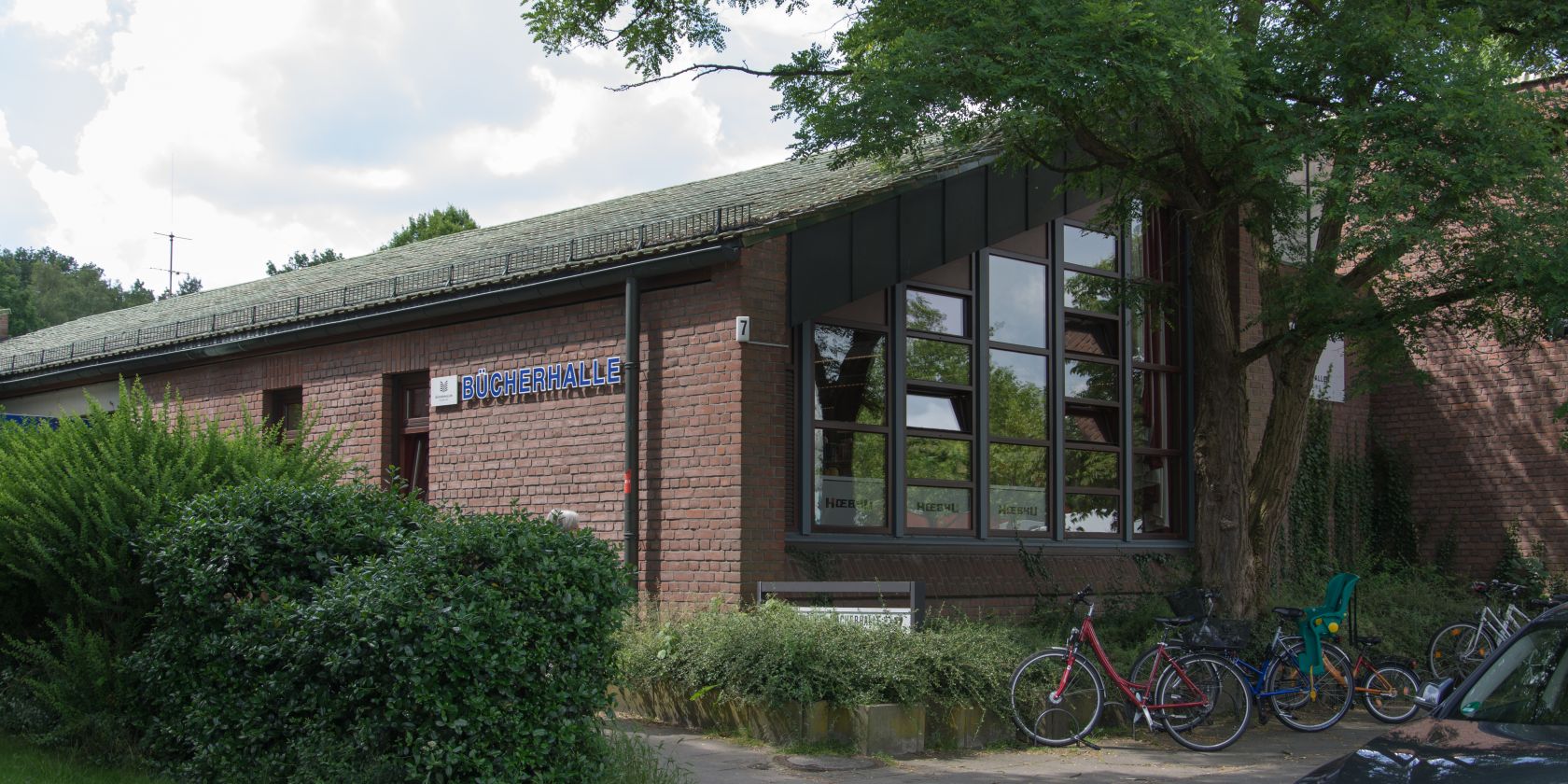 Die Bücherhalle Neugraben, © Johannes Beschoner Die Bücherhalle Neugraben, © Johannes Beschoner