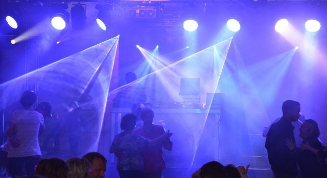 Schützenball Bülkau, © winkimedia, pixabay.com Schützenball Bülkau, © winkimedia, pixabay.com