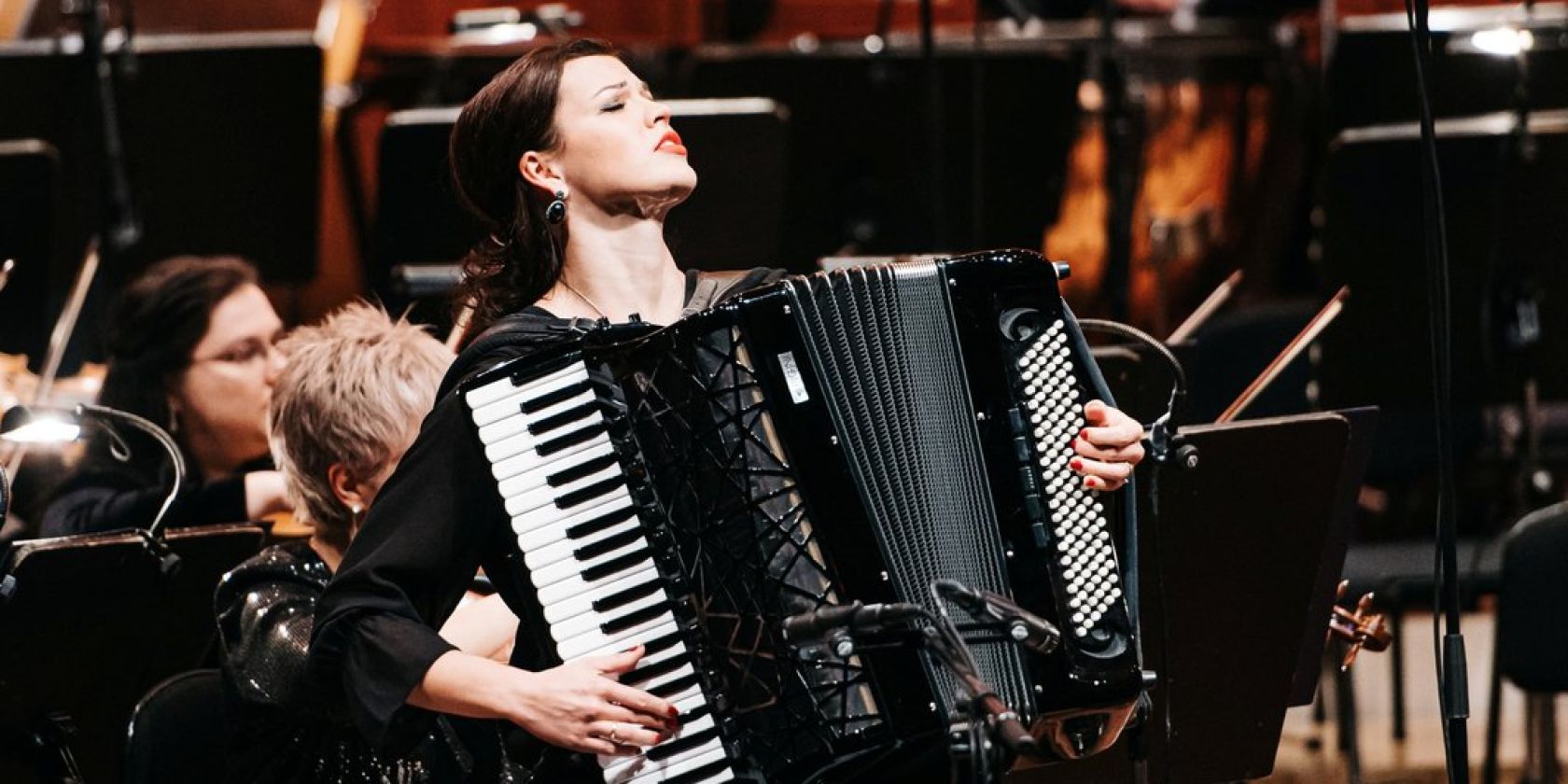 Robert-Schumann-Philharmonie / Ksenija Sidorova / Benjamin Reiners, © Roberts Blaubuks Robert-Schumann-Philharmonie / Ksenija Sidorova / Benjamin Reiners, © Roberts Blaubuks