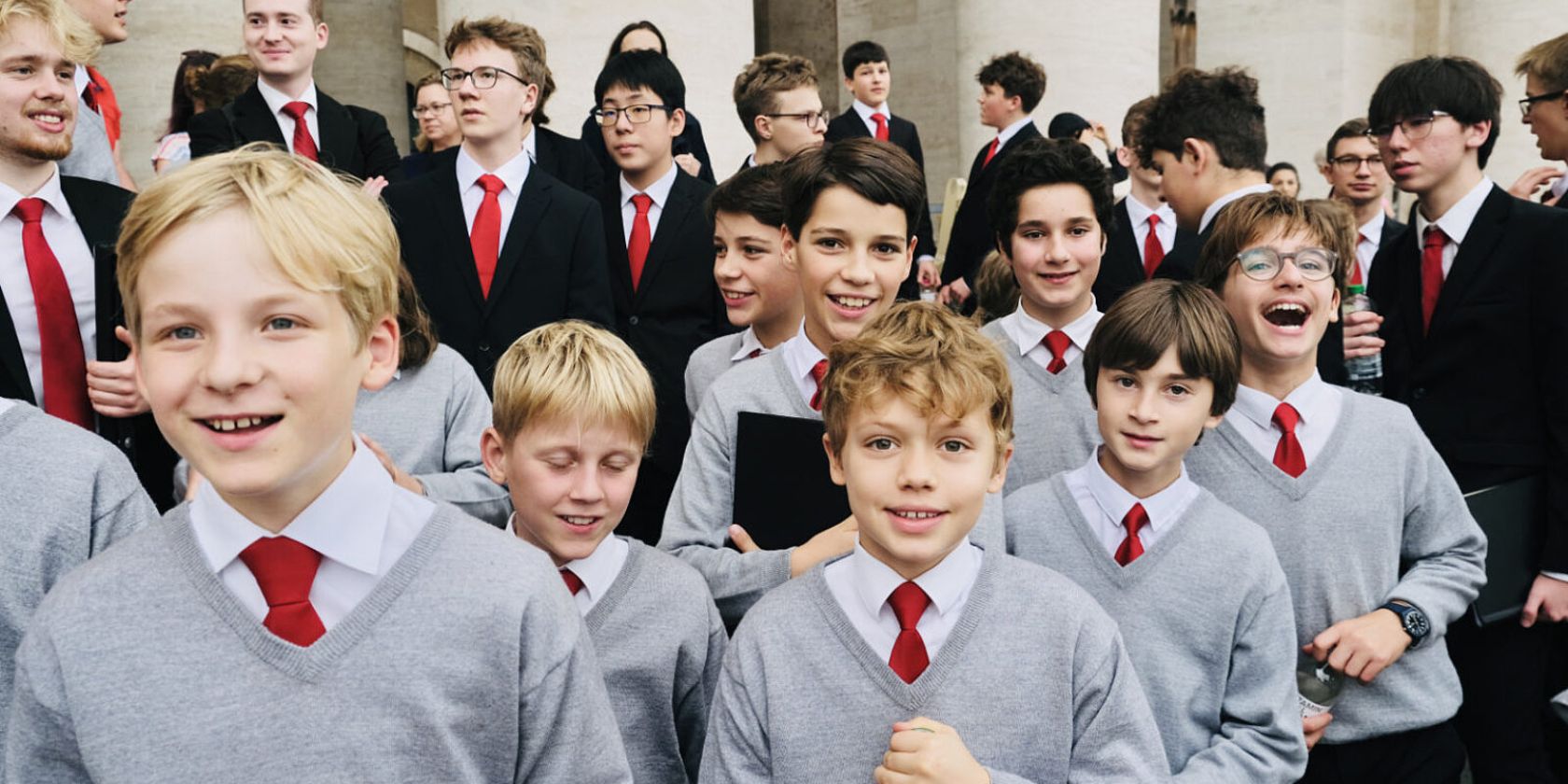 Frieden in Stimmen - Neuer Knabenchor Hamburg und Chor Malven – Ukrainischer Chor Hamburg, © Nacht der Kirchen Frieden in Stimmen - Neuer Knabenchor Hamburg und Chor Malven – Ukrainischer Chor Hamburg, © Nacht der Kirchen