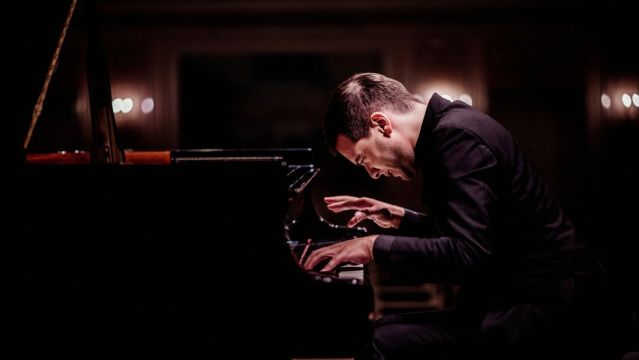 NDR Elbphilharmonie Orchester / Francesco Piemontesi / Herbert Blomstedt, © Marco Borggreve