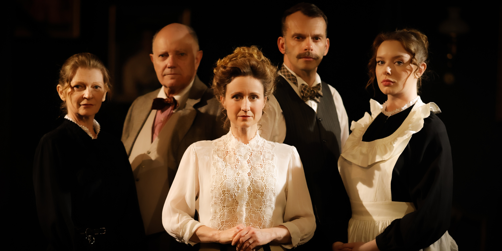 GASLIGHT, © English Theatre