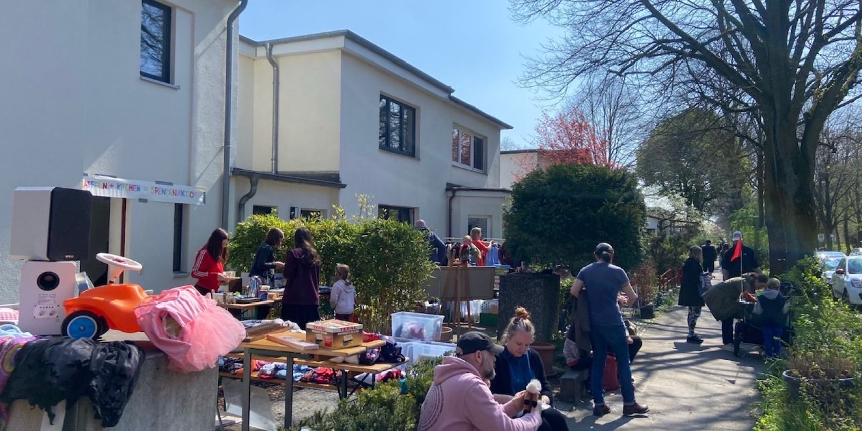 flohmarkt-in-der-bauhaussiedlung, &copy; vonstemm