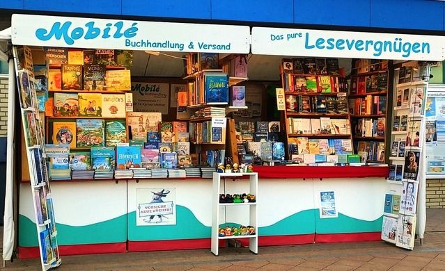 Mobiler Buchstand, &copy; Mobil&eacute; Buchhandlung & Versand