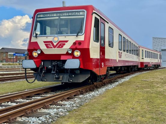 Moorexpress-628er im neuen Look (Foto evb), © Eisenbahnen und Verkehrsbetriebe Elbe-Weser GmbH