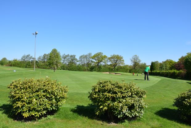 &Uuml;bungsgr&uuml;n Golf Gut Glinde