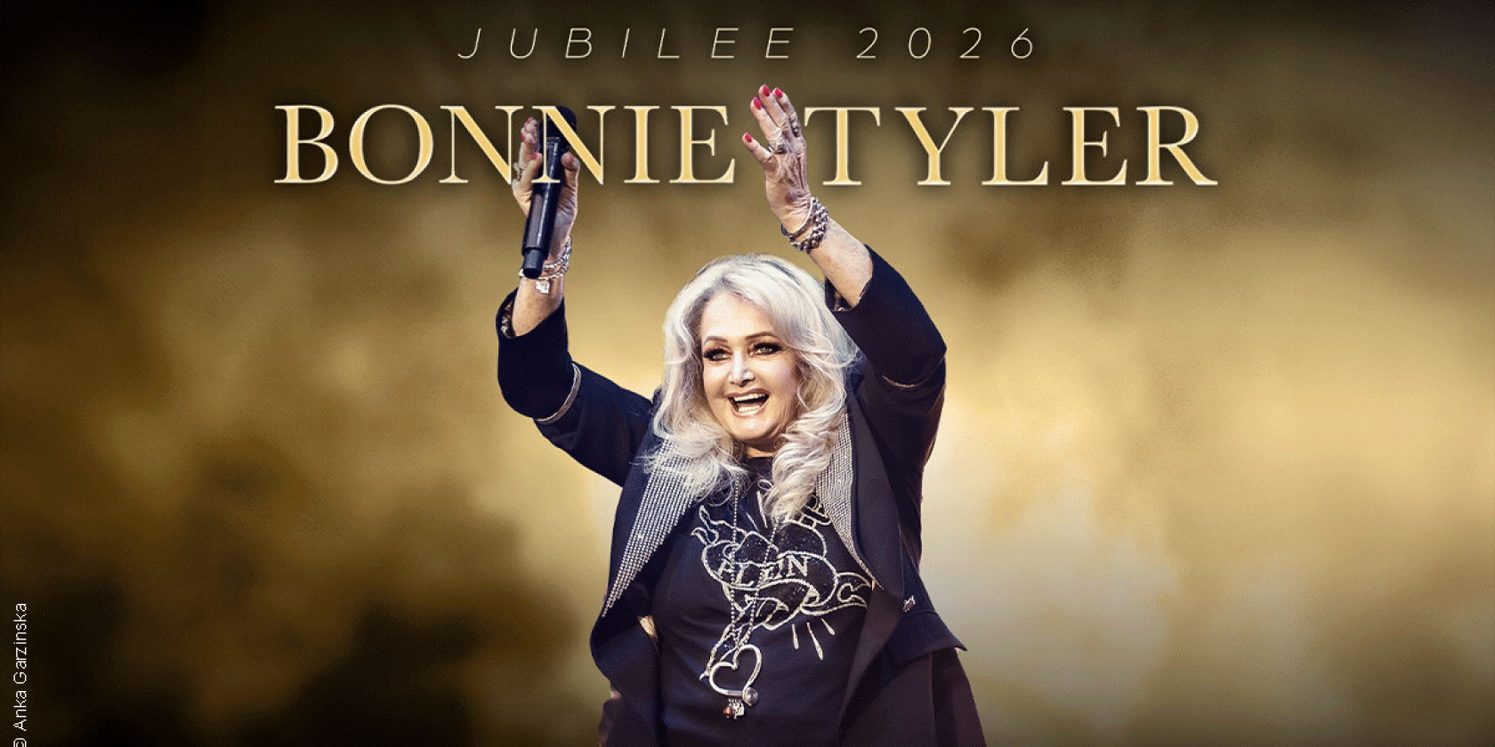 Bonnie Tyler, &copy; links im Bild