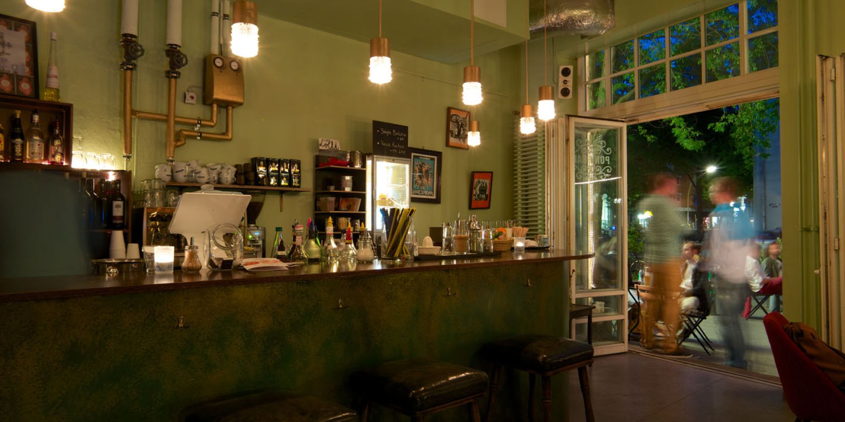 Pony Bar, &copy; Pony Bar