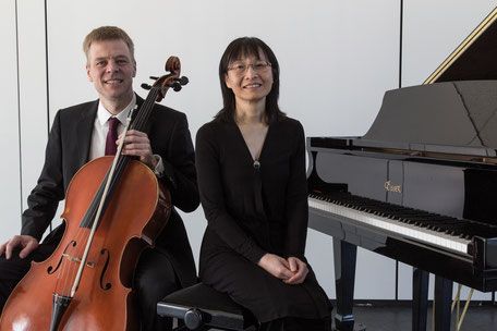 Rolf Herbrechtsmeyer, Yuko Hirose, &copy; Nikolaus Fenrich