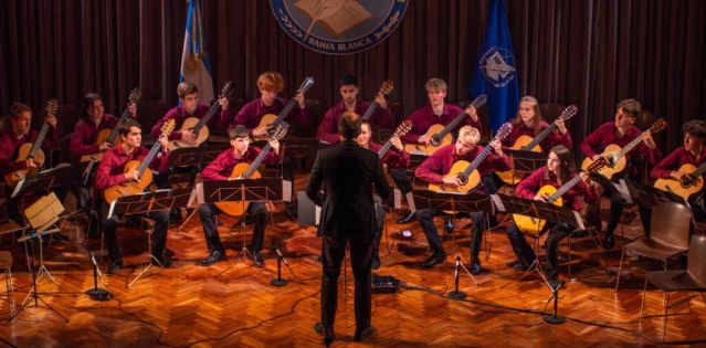 IMG-20251025-WA0025-e1761907781662-1024x504, &copy; GitarreHamburg.de gGmbH