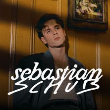 Sebastian Schub, © links im Bild