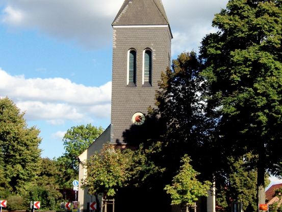 St. Lambertus-Kirche in Kirchtimke, &copy; TuROW