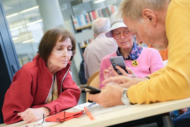 Wie "rede" ich mit einem ChatBot? Einfach mal gemeinsam ausprobieren!, &copy; Falk von Traubenberg B&uuml;cherhallen Hamburg