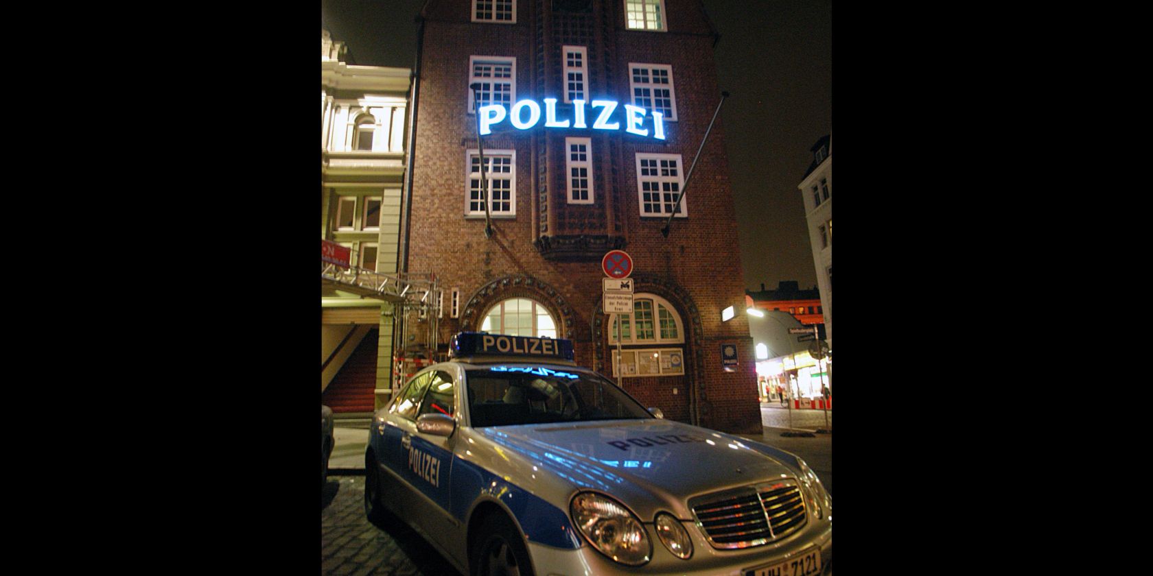 Die Davidwache, &copy; Polizei Hamburg / Ulrich Bu&szlig;mann