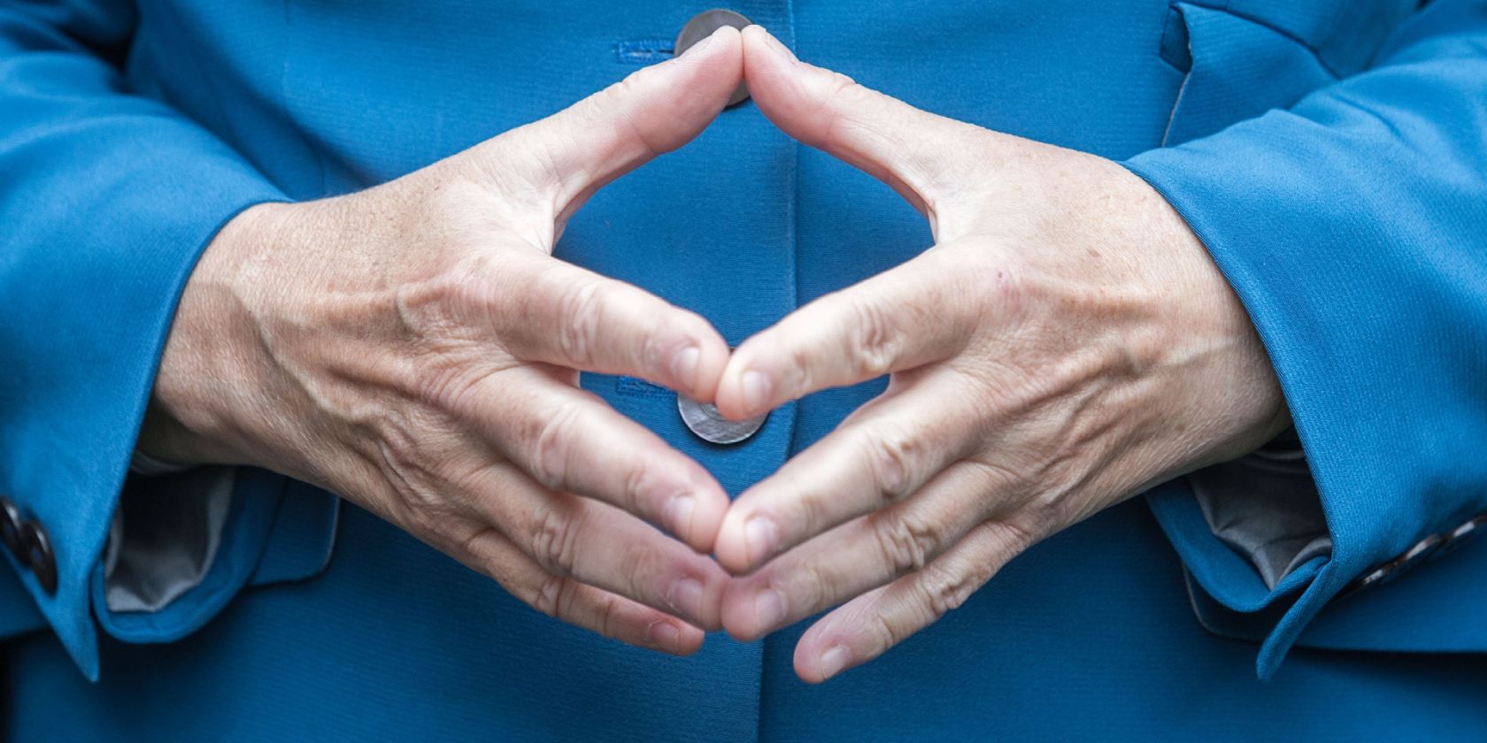 SHMH_MDA_News_Onlineformate_1920x10802, &copy; Bundeskanzlerin Angela Merkel beim B&uuml;rgerfest im Garten von Schloss Bellevue in Berlin, 11.09.2015. Foto: Michael Kappeler, &copy; dpa/picture allianc