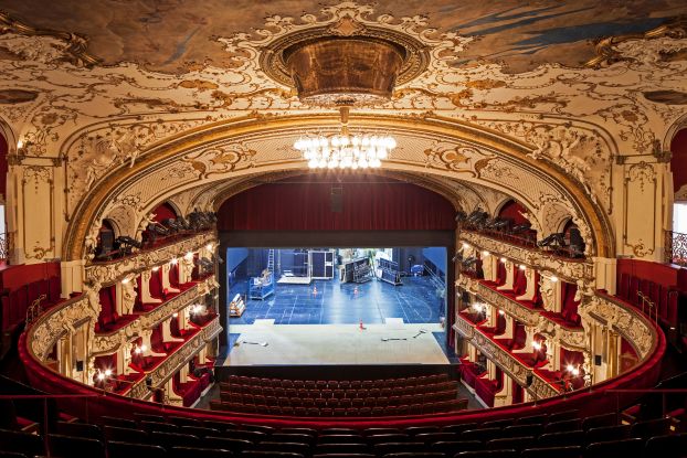 Saal gro&szlig;es Haus, &copy; Katrin Trautner