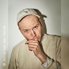 Max Richard Le&szlig;mann, &copy; links im Bild