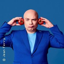 Okan Seese - Tomaten auf den Ohren, &copy; links im Bild