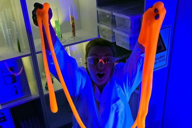 neon_schleim, &copy; Ralf Wolff