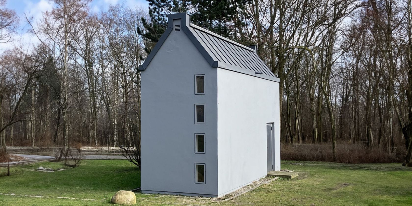 Feuersturm-Denkmal_2024-erweitert-9a488988, &copy; Stiftung Wasserkunst Elbinsel Kaltehofe