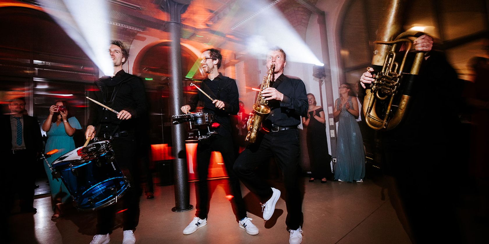Wattenlaufen mit Musik mit Billy Burrito, © Janina Warnke
