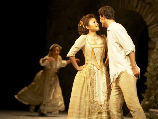 L'elisir d'amore, &copy; Brinkhoff / M&ouml;genburg