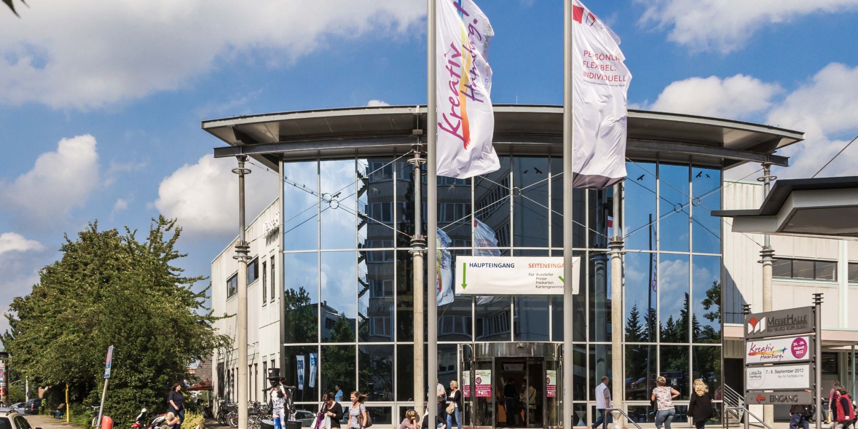 Messe Hamburg Schnelsen: Eingangsbereich, &copy; MesseHalle Hamburg-Schnelsen GmbH