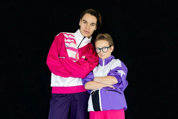 Two people hug each other., © Dawid Ścigalski