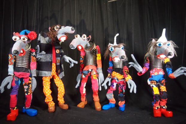 Fadenscheinige Typen, &copy; Peter Beyer